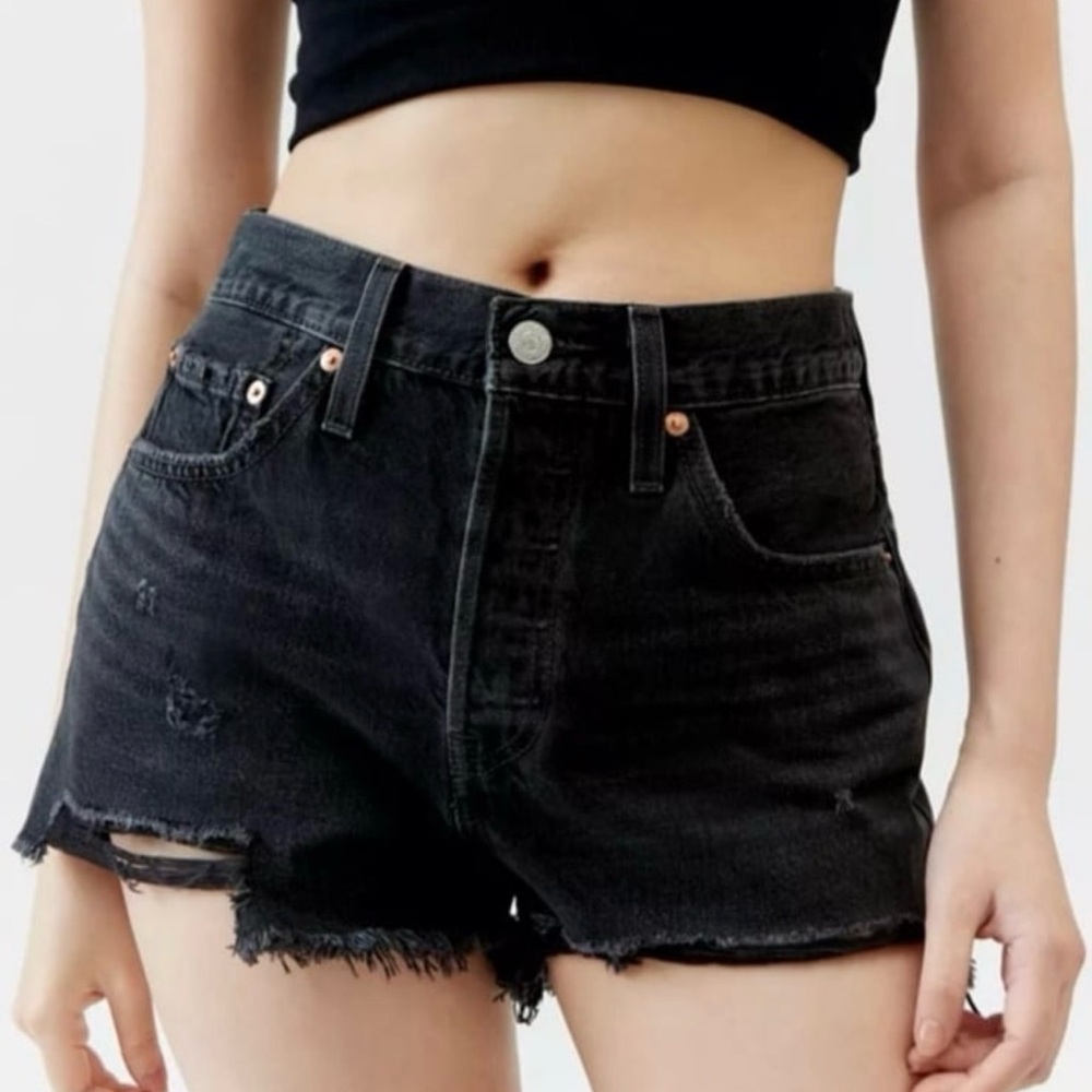 Levi's 501 Original Cutoff Women's Shorts